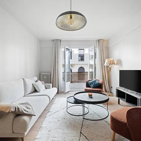 Charming & Comfortable - Heart Of *