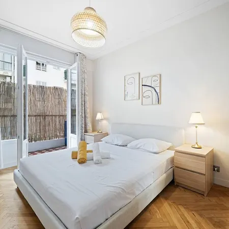 Charming & Comfortable - Heart Of *